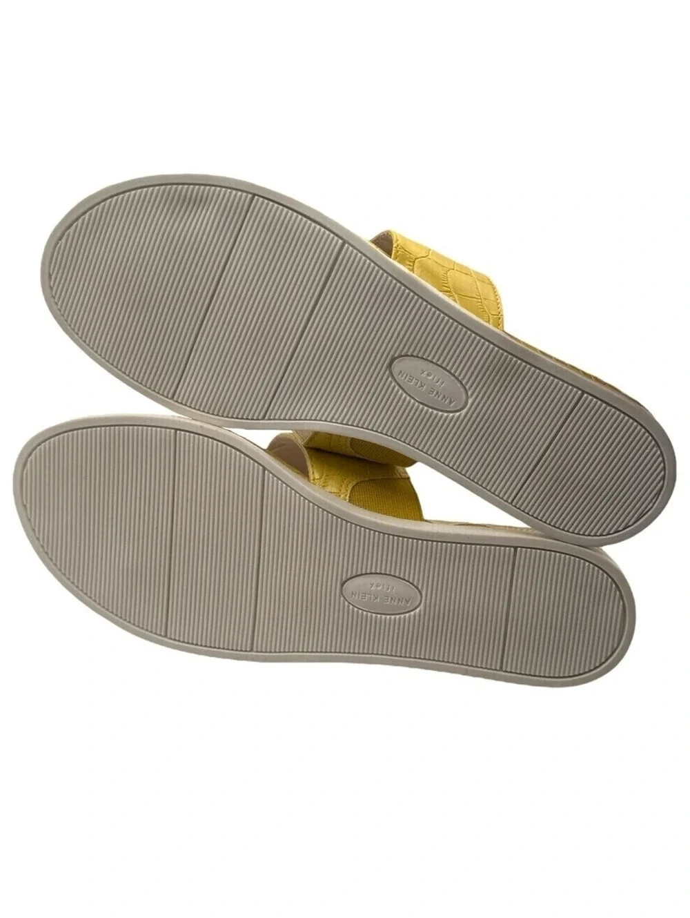 Anne Klein stylish comfortable